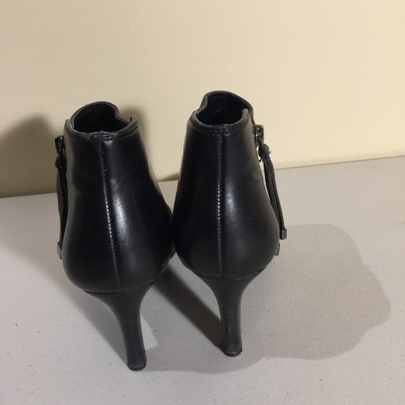 Franco Sarto Ladies Heeled Booties Size 7.5 M Boots Black Grey - Picture 16 of 16